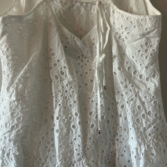 WHITE HOUSE BLACK MARKET • White Eyelet Tank Top • Medium - Picture 7 of 9